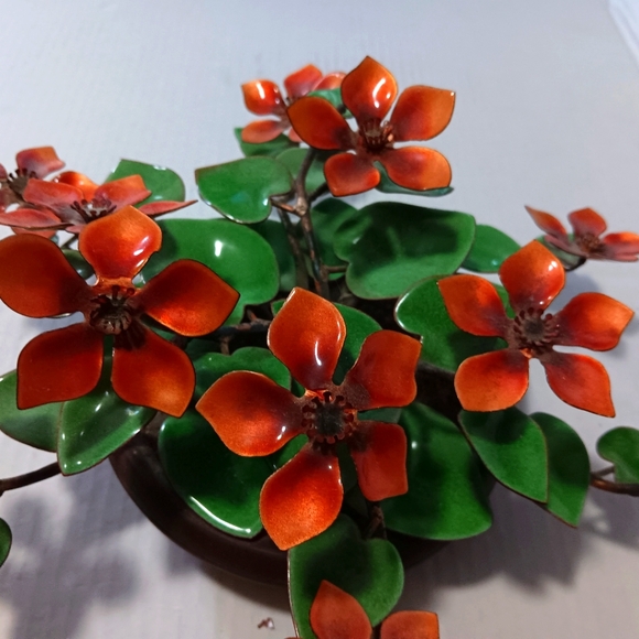 Bovano Metal Floral - Picture 1 of 5